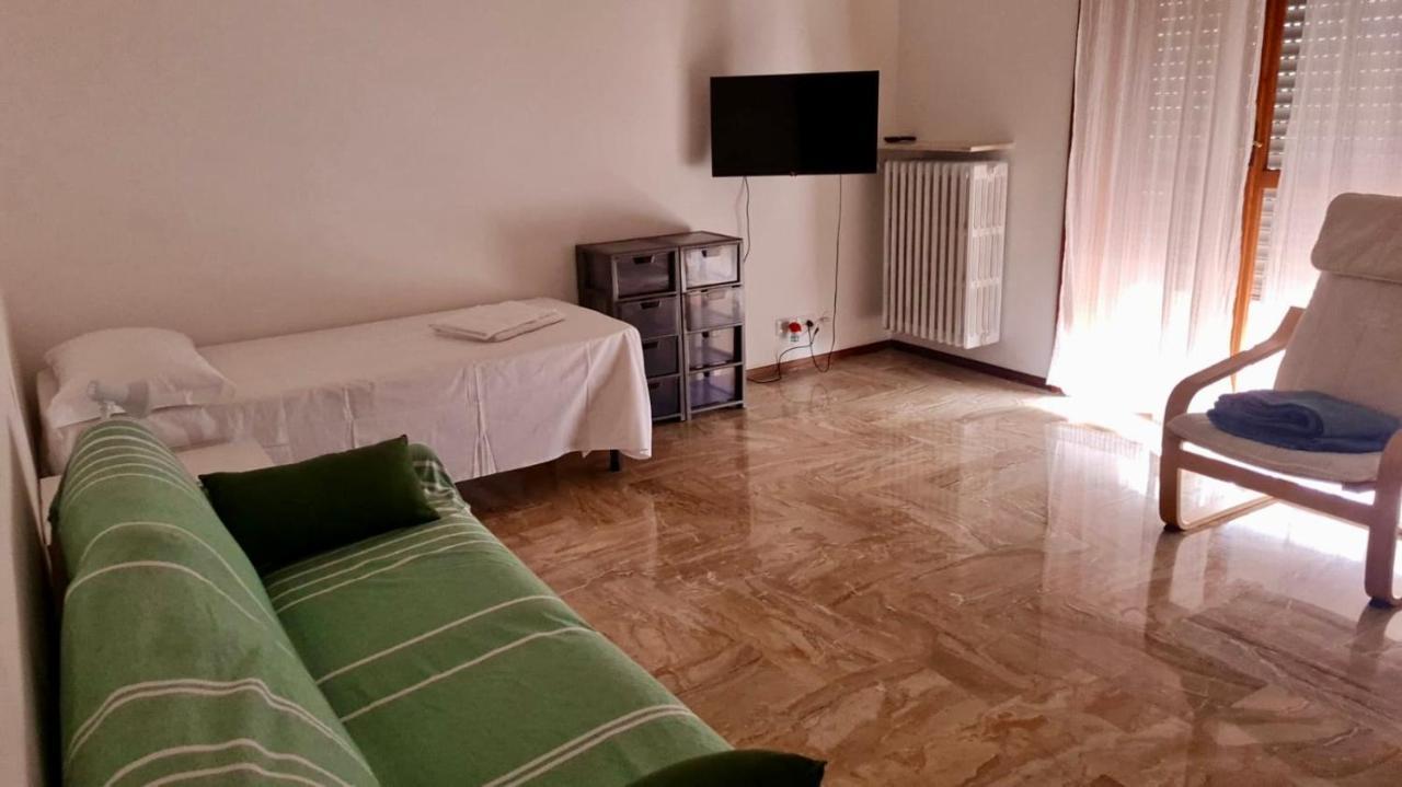 Casa Berizzi - Santa Lucia Apartment แบร์กาโม ภายนอก รูปภาพ